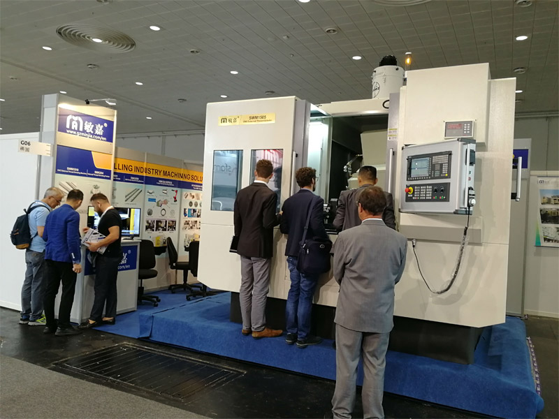 2019 EMO machine show in Germany Exhibiting grinder3