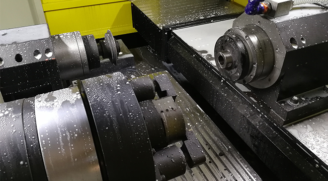 Customized clamping with workpiece.